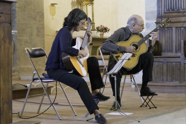 06 Festival de Chanteuges - Critina Azuma et Paulo Bellinati (13)